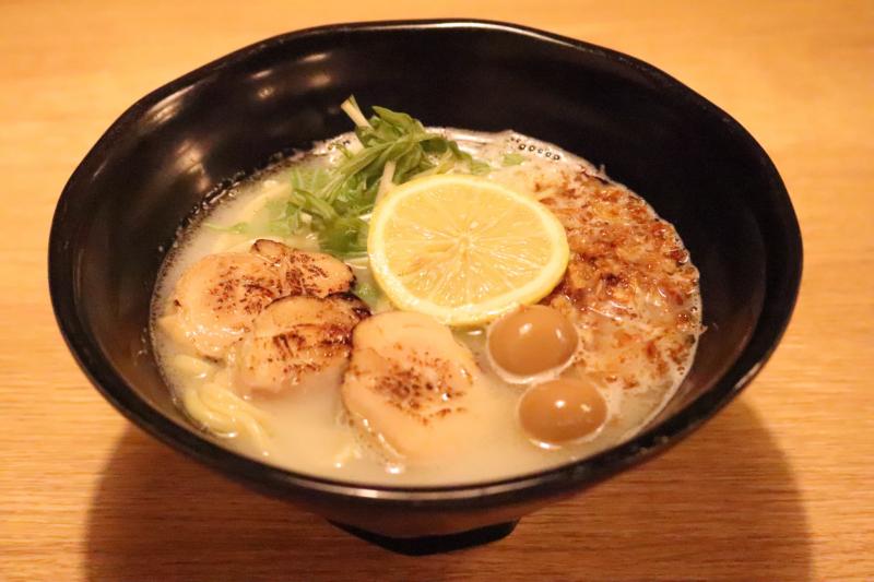 鶏白湯ラーメン｜鶏心
